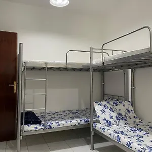 Brand New Boys 5 Min Walk From Burjuman Metro Station Exit-4 With Brand New Furnishings & Free Facilities Хостел